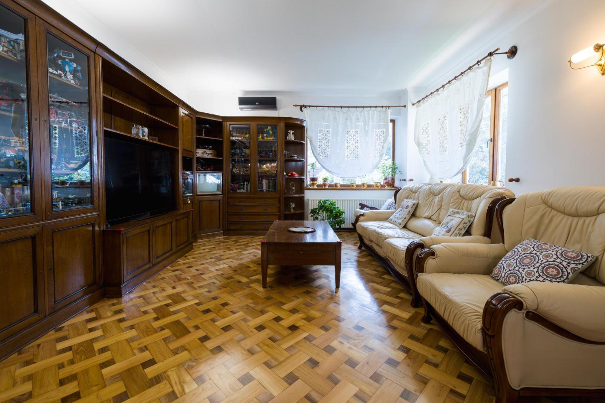 Apartamento Azure In Downtown - Free Parking Braşov